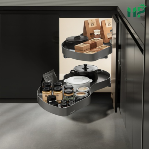 MÂM XOAY CHIẾC LÁ